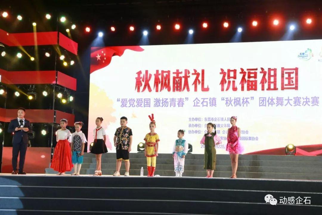 女人身体出现这4个表现，卵巢早衰，多吃这几种食物，保养卵巢！